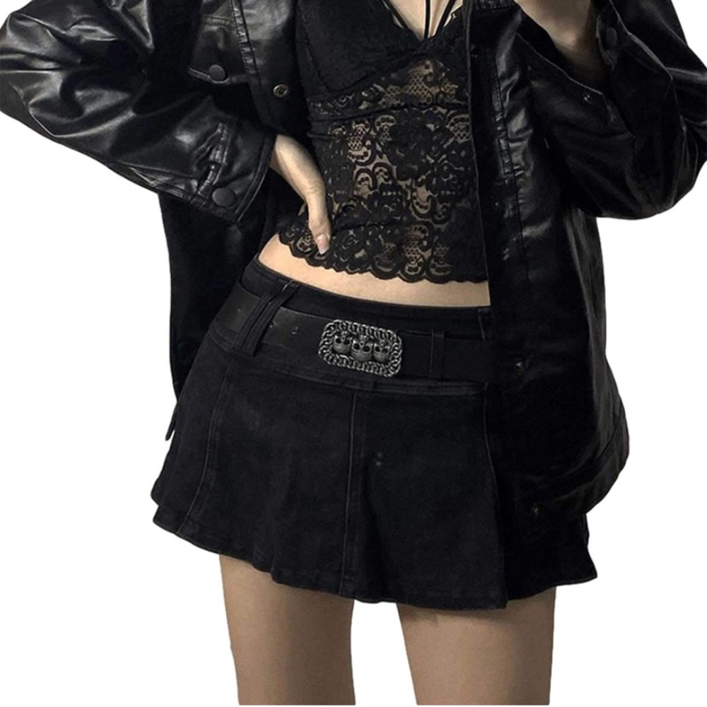 black mini skirt